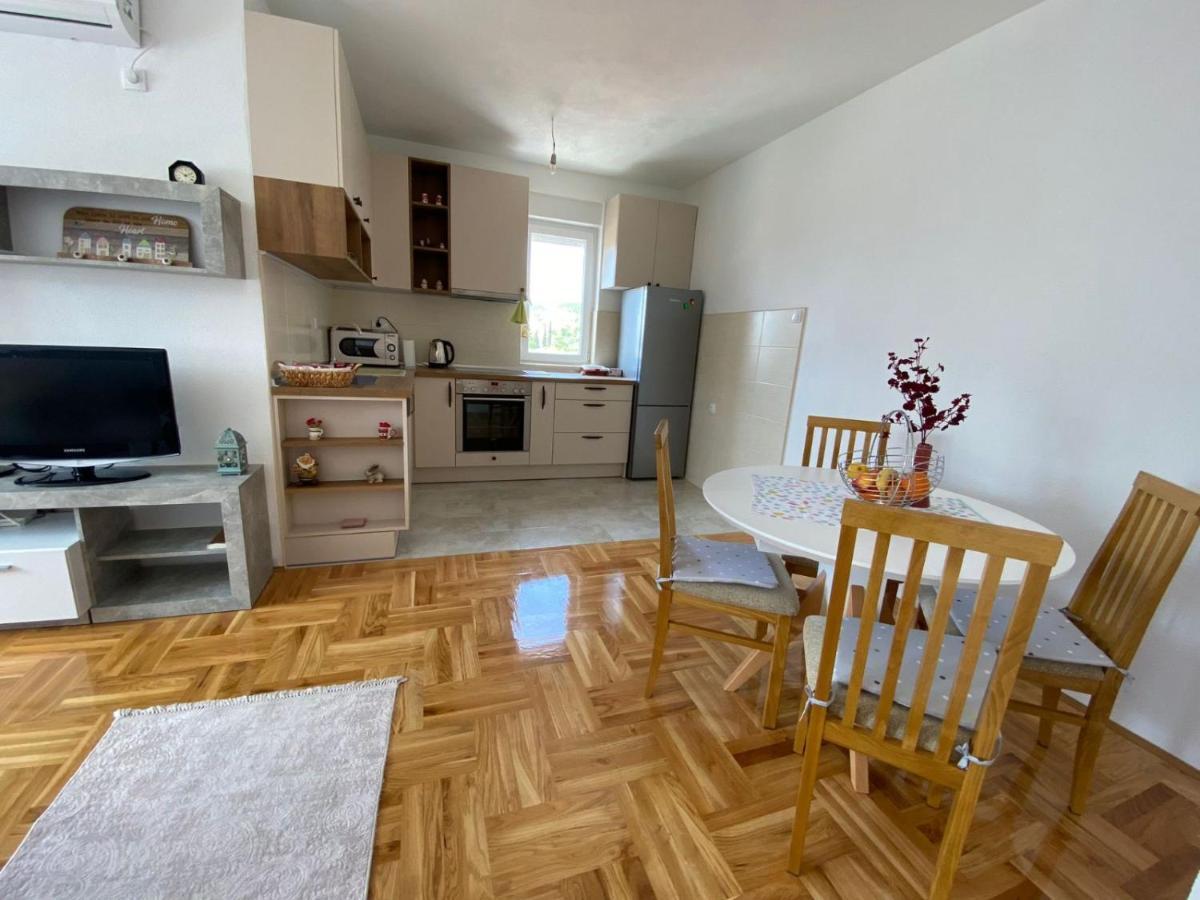 Apartman Sunny Day Trebinje Eksteriør billede
